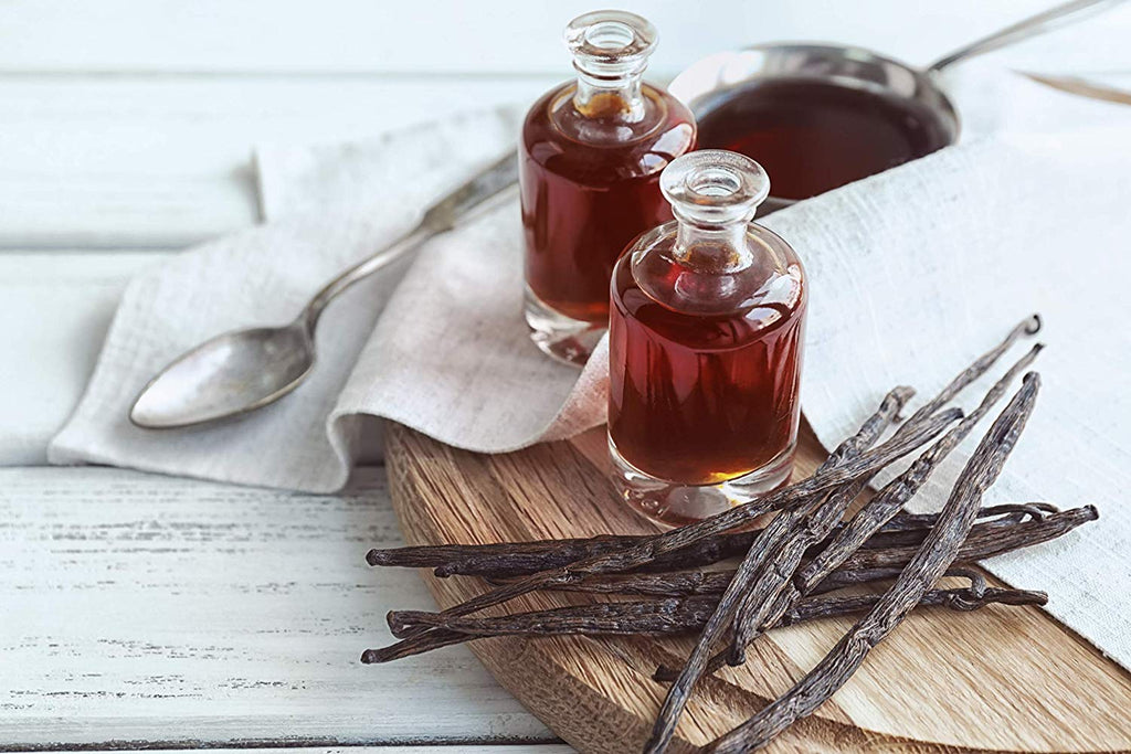 How to Make Vanilla Extract from Vanilla Beans (Homemade Vanilla ...