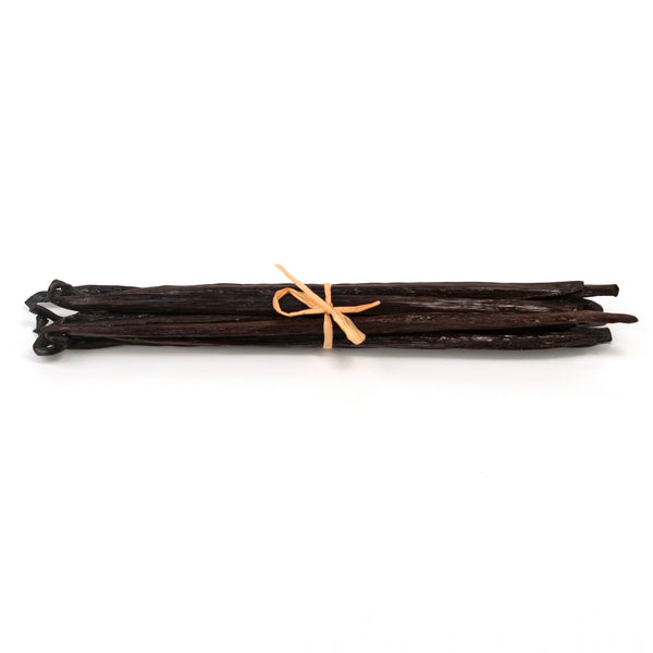 small bundle of hawaiin vanilla beans