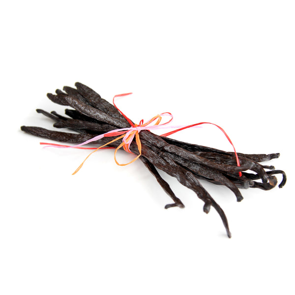 ecuadorian vanilla beans wrapped in pink rafia